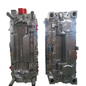 Plastic mould for Automotive Lamp